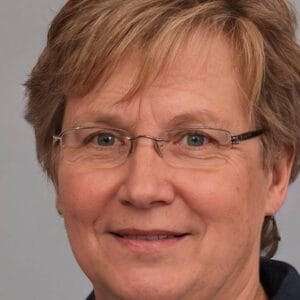 Ευγενία Παπανικολάου - Συγγραφέας